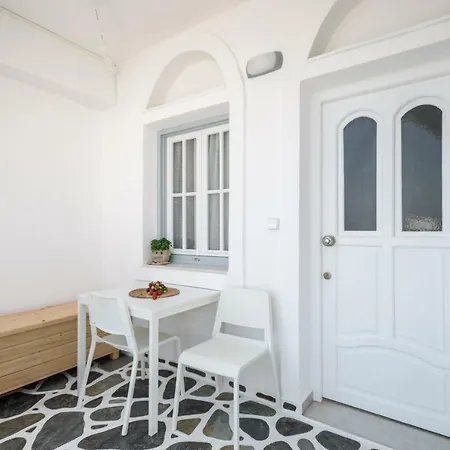 Lofos , Naxos Center *
